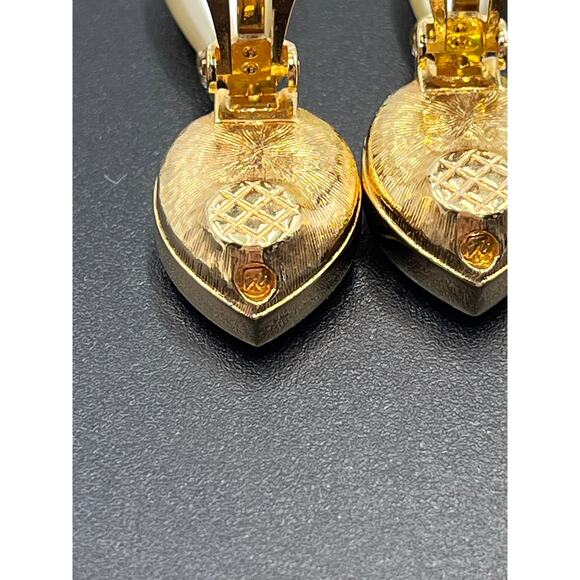 Swarovski Swan Gold Plated Blue Faceted Crystal Purple Cabochon Clip Earrings - Picture 7 of 13